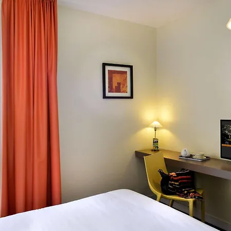 Logis Luccotel Cosy Отель 2*