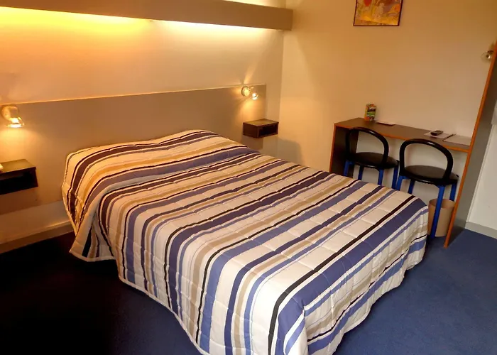 Hotel Logis Luccotel Cosy Tours